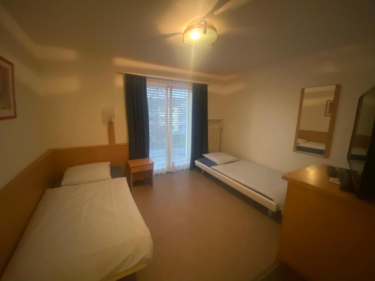 Hotel Bramen Kloten Buitenkant foto